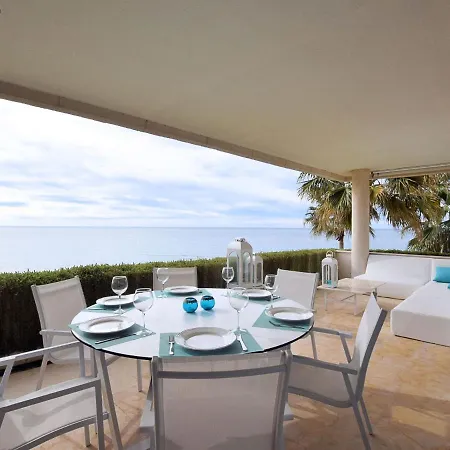 Majestic With Pool, Tennis Court, Sea-views In *