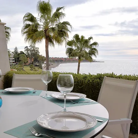Majestic With Pool, Tennis Court, Sea-views In Appartement
